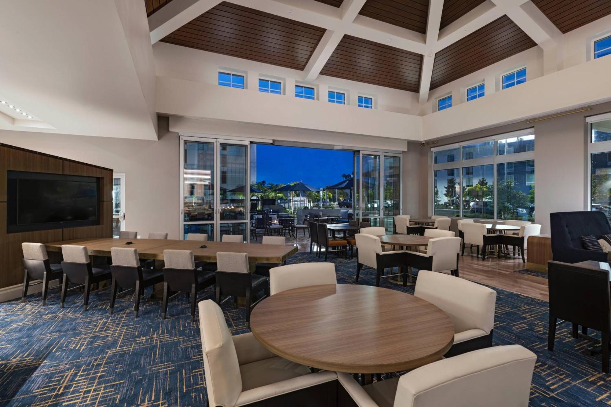 Towneplace Suites By Marriott San Diego Airport/Liberty Station Екстер'єр фото