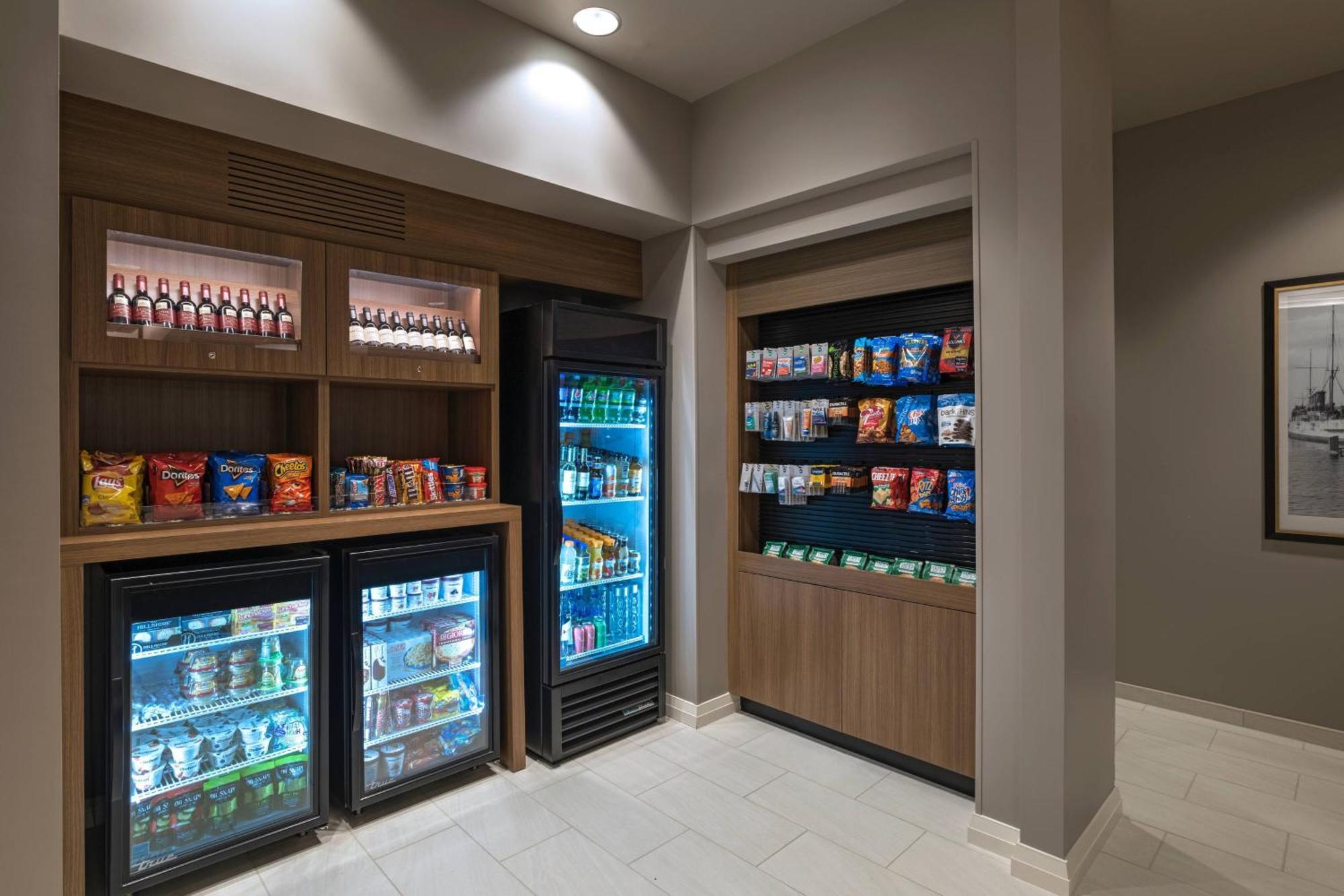 Towneplace Suites By Marriott San Diego Airport/Liberty Station Екстер'єр фото