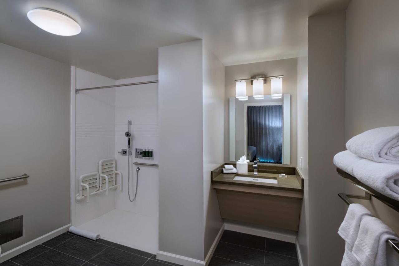 Towneplace Suites By Marriott San Diego Airport/Liberty Station Екстер'єр фото